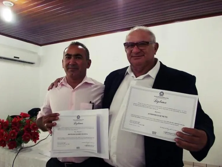 Prefeito Netinho e o seu vice-Jovelino Soares
